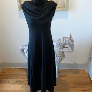 Formal fashions Sz 6 black‎ fitted cowl neck sleeveless dress